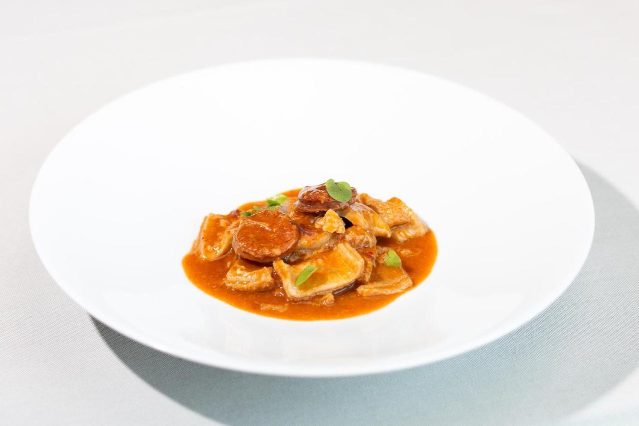 Hotel Gastronomico Torre De Galizano Kültér fotó